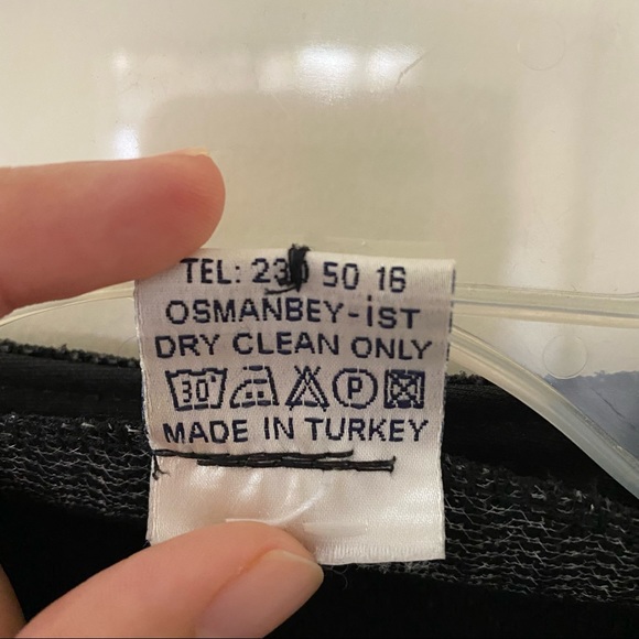 Beautiful two piece sparkling black long sleeve blouse - Picture 10 of 11